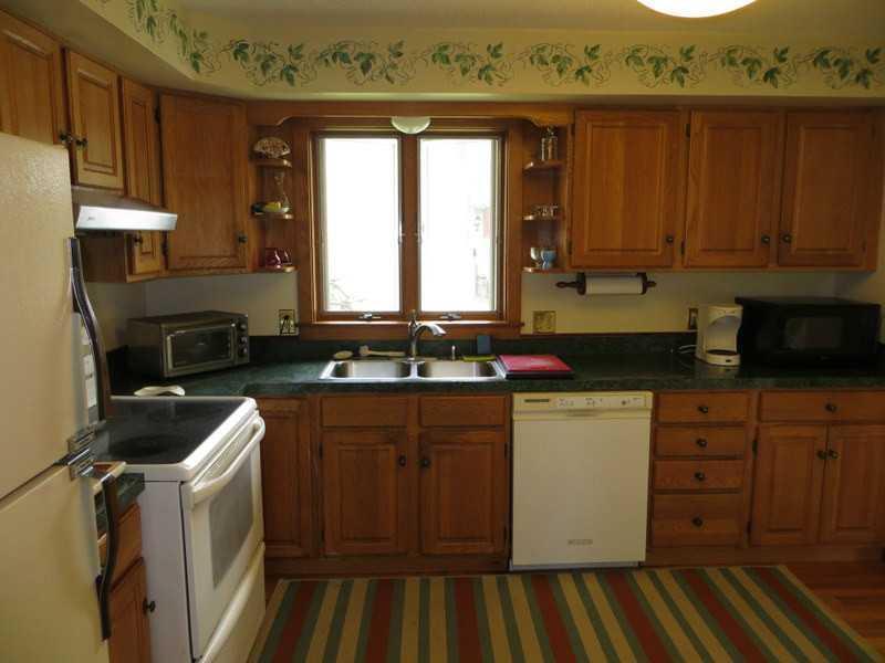 5 Prospect Street Bath, ME 04530 - Photo 10 of 13 Kitchen.