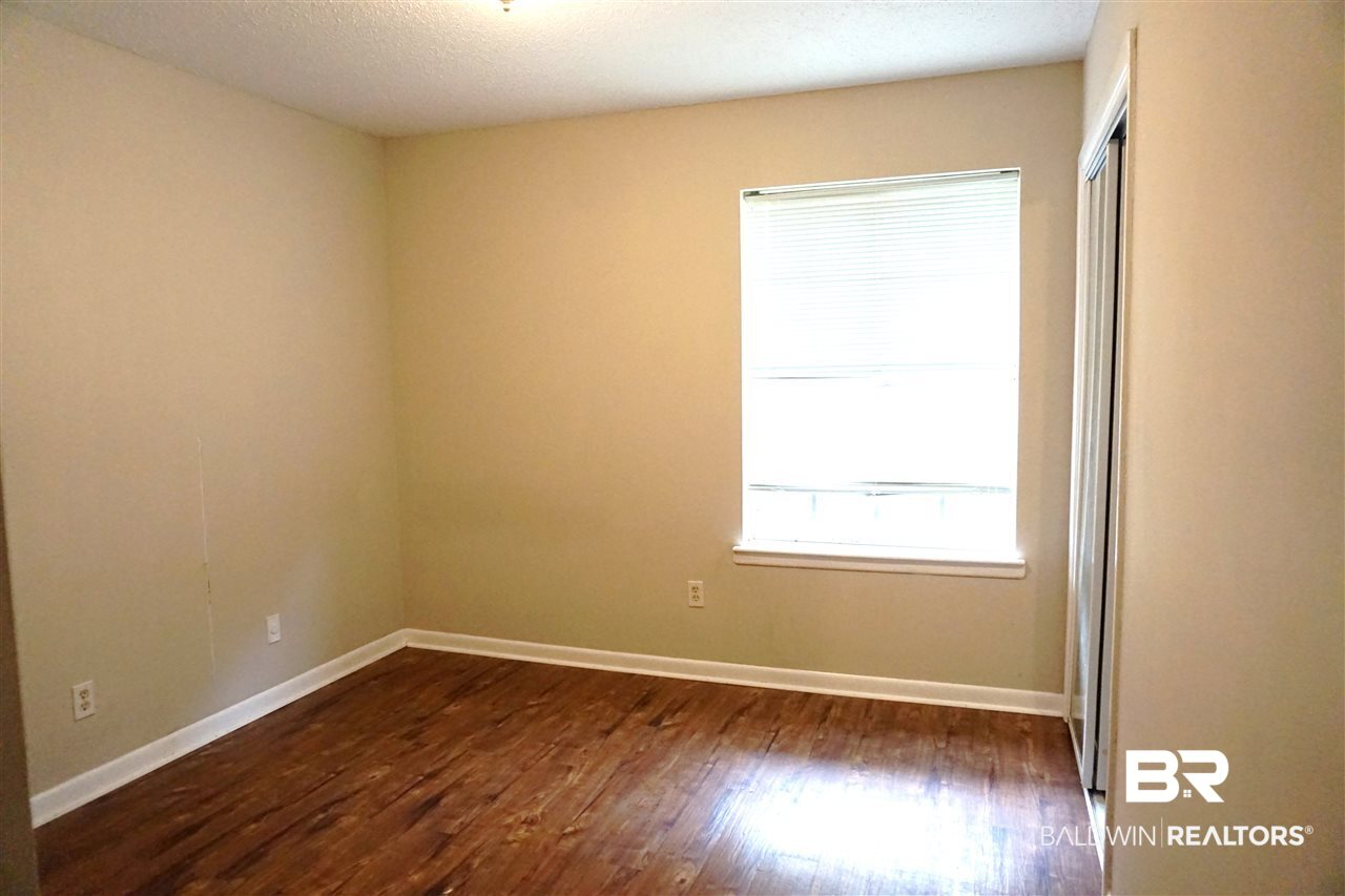 116 Vanderbilt Drive Mobile, AL 36608 - Photo 12 of 35