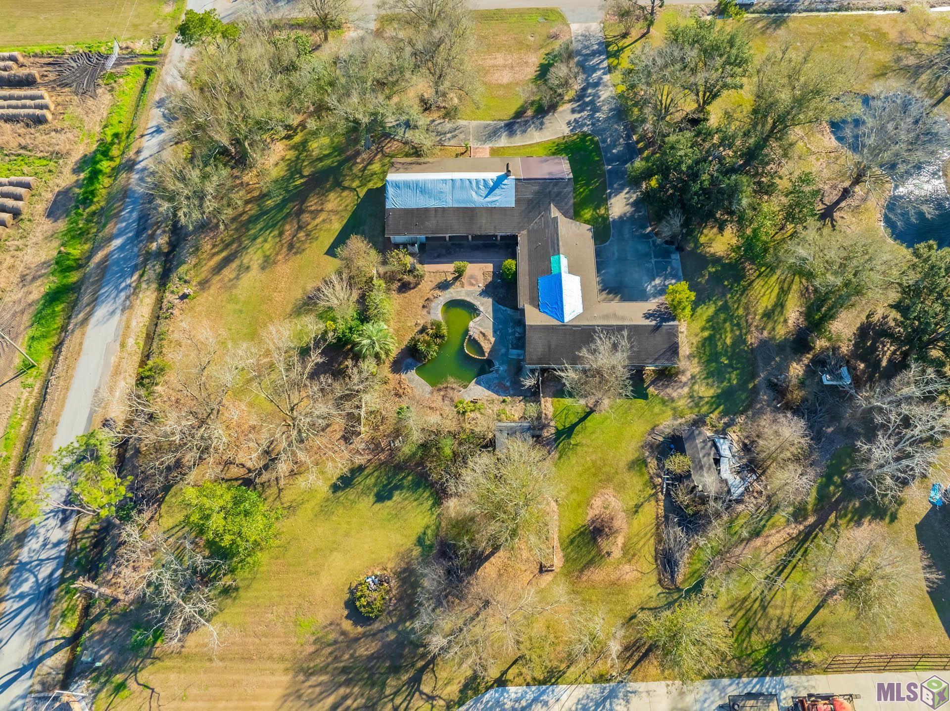 529 Pertuit Lane Raceland, LA 70394 - Photo 4 of 22