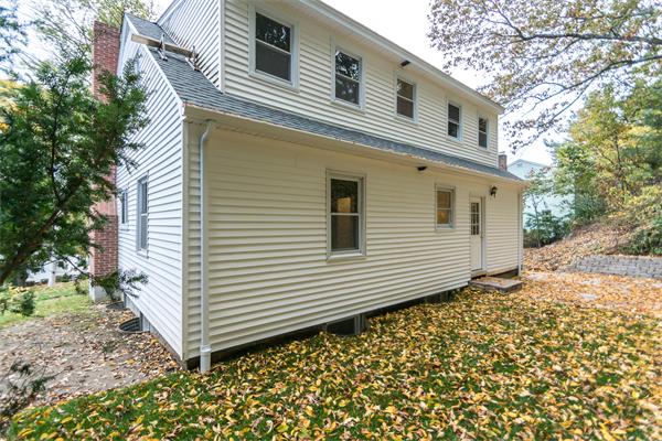 32 College Farm Road Waltham, MA 02451 - Photo 3 of 24 Gallery Image 3