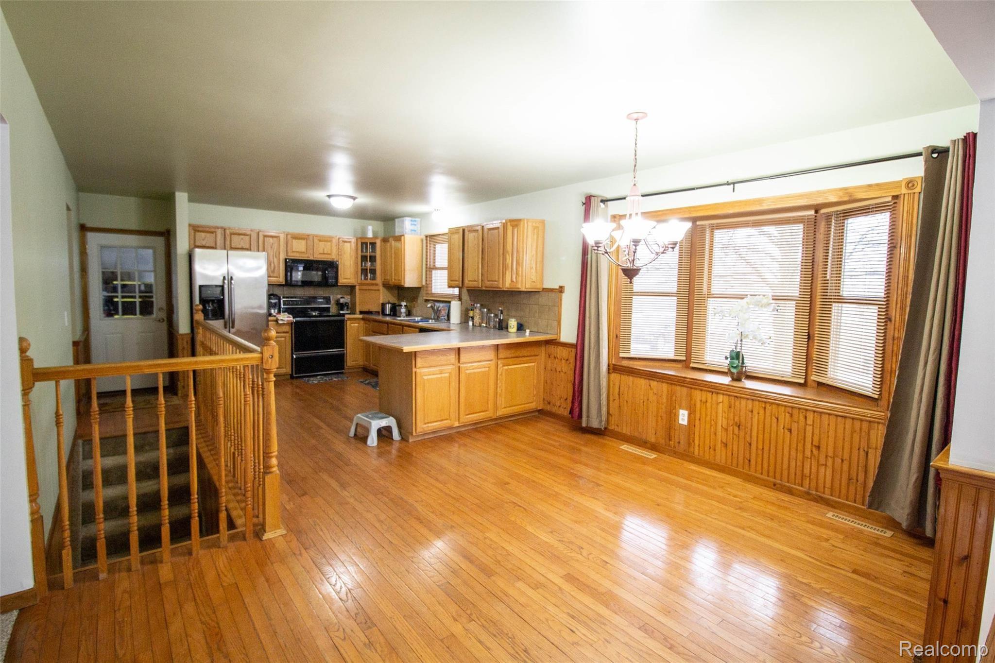 4170 North Gale Road Davison, MI 48423 - Photo 2 of 41 02.jpg