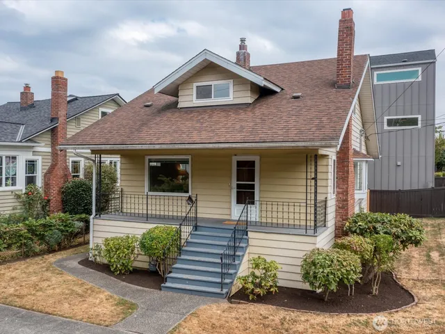 $3,750 | 7302 11th Avenue Northeast, Seattle, WA 98115