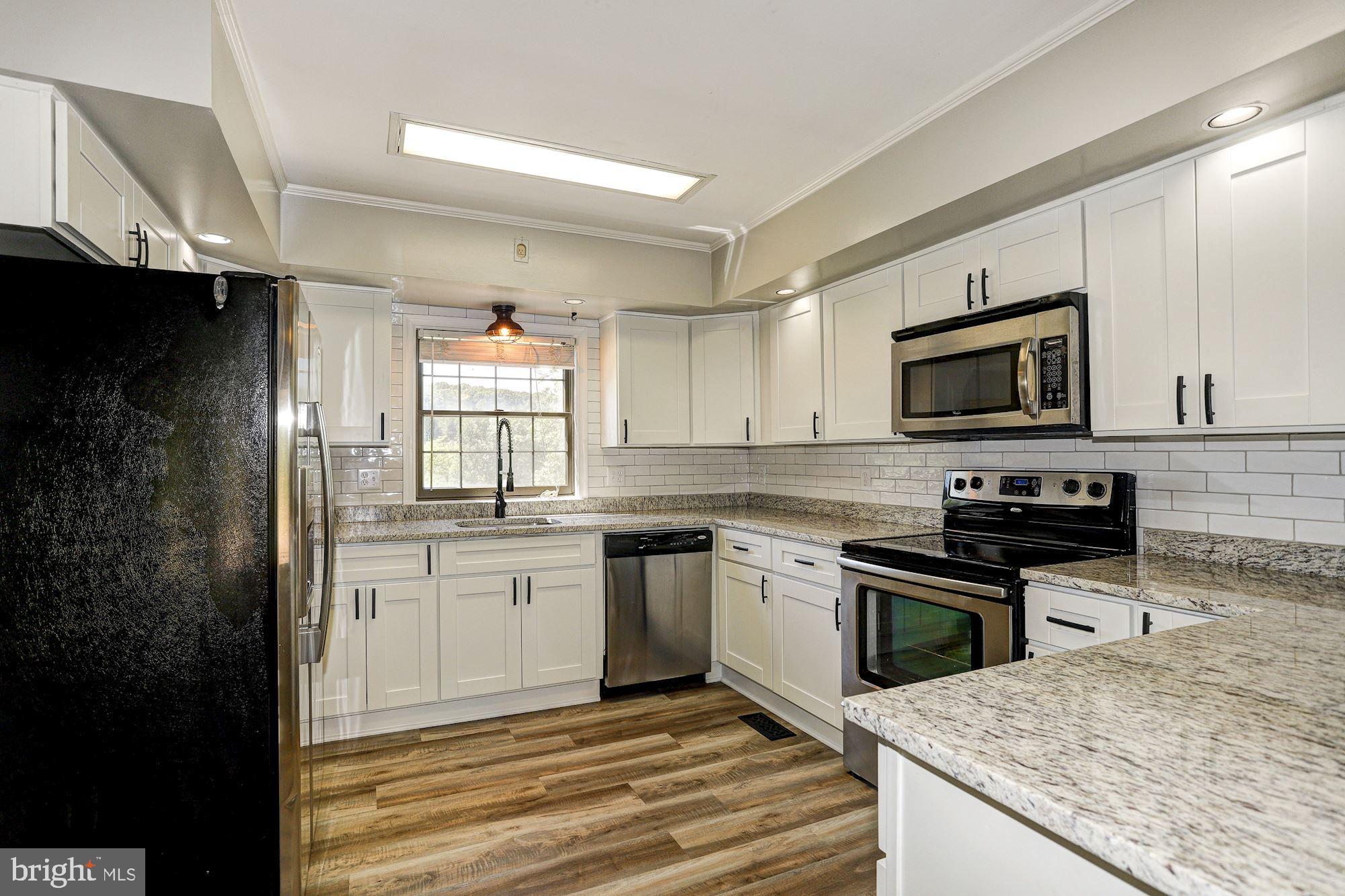 412 Leppo Road Westminster, MD 21158 - Photo 11 of 40 Kitchen