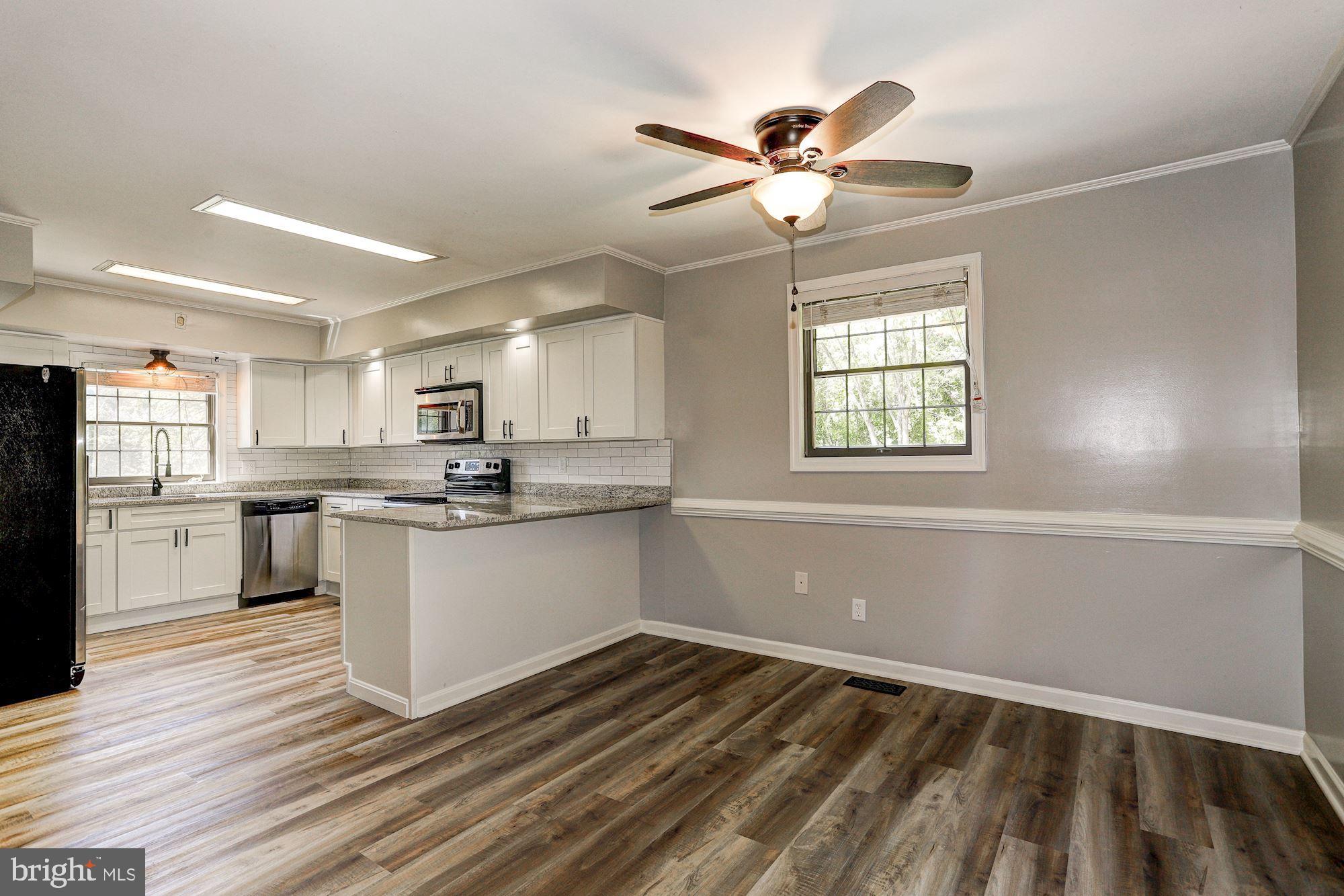 412 Leppo Road Westminster, MD 21158 - Photo 15 of 40 Breakfast Area