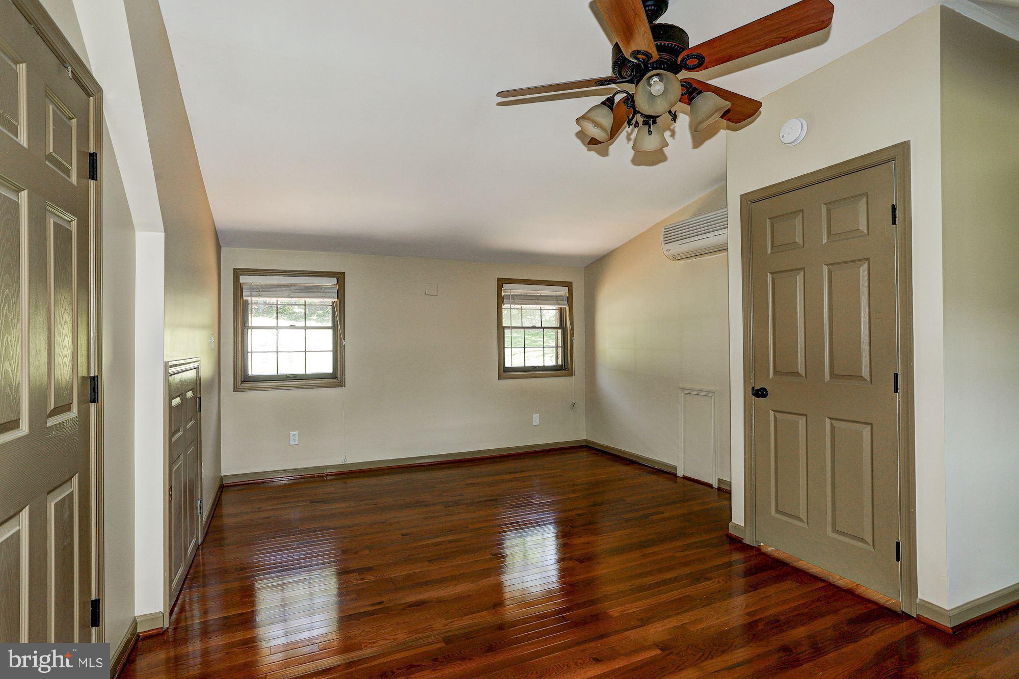 412 Leppo Road Westminster, MD 21158 - Photo 17 of 40 Primary Bedroom Suite