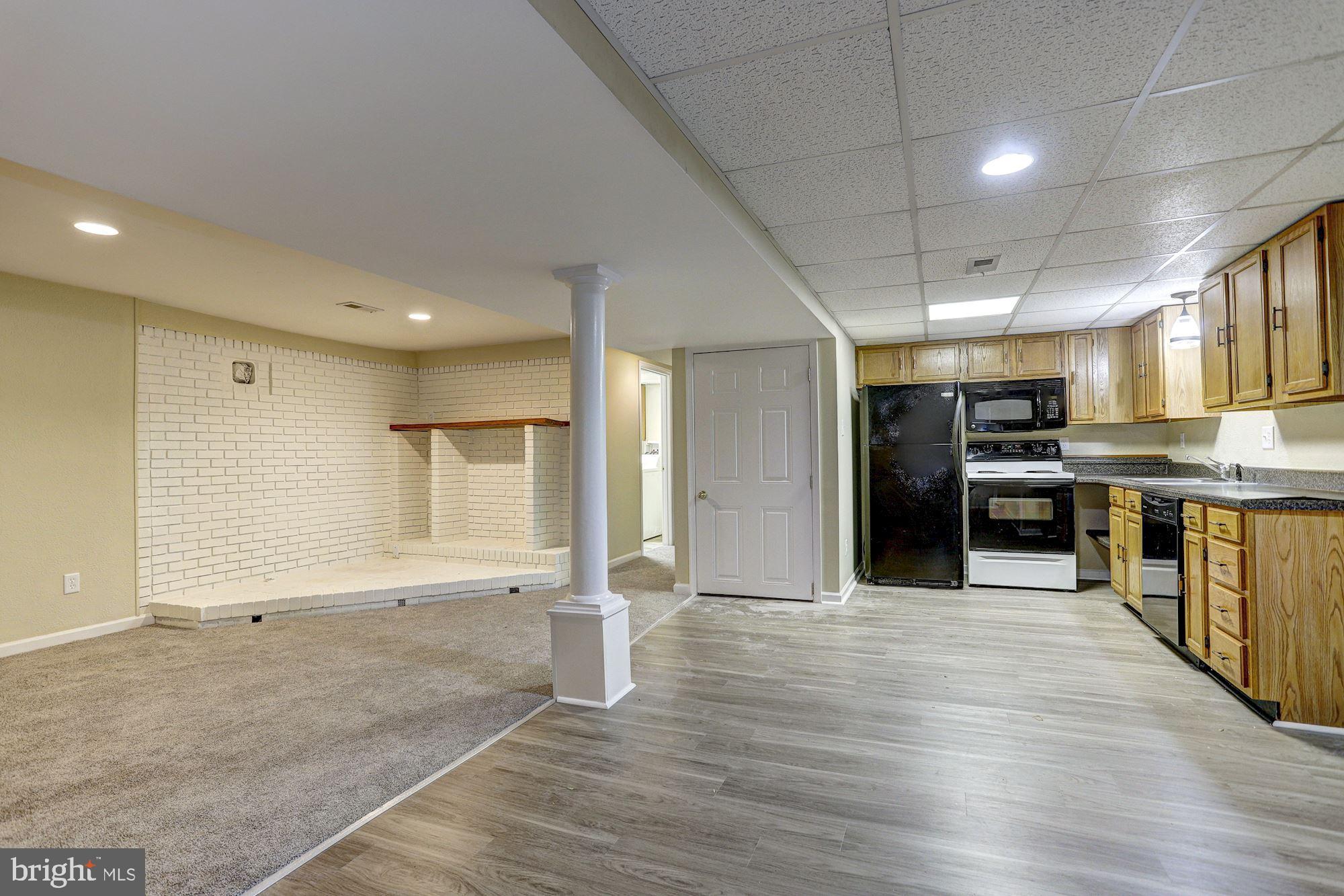 412 Leppo Road Westminster, MD 21158 - Photo 27 of 40 Family Room