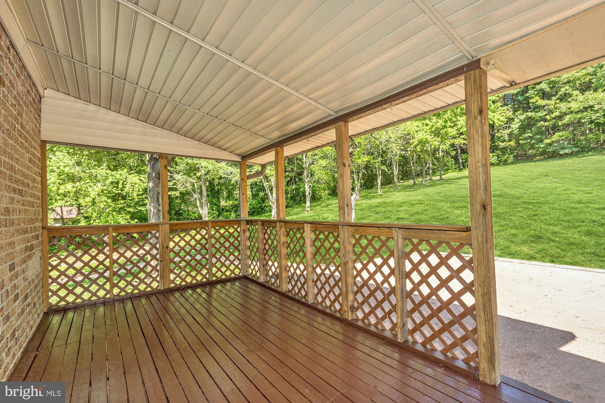 412 Leppo Road Westminster, MD 21158 - Photo 37 of 40 Covered Deck