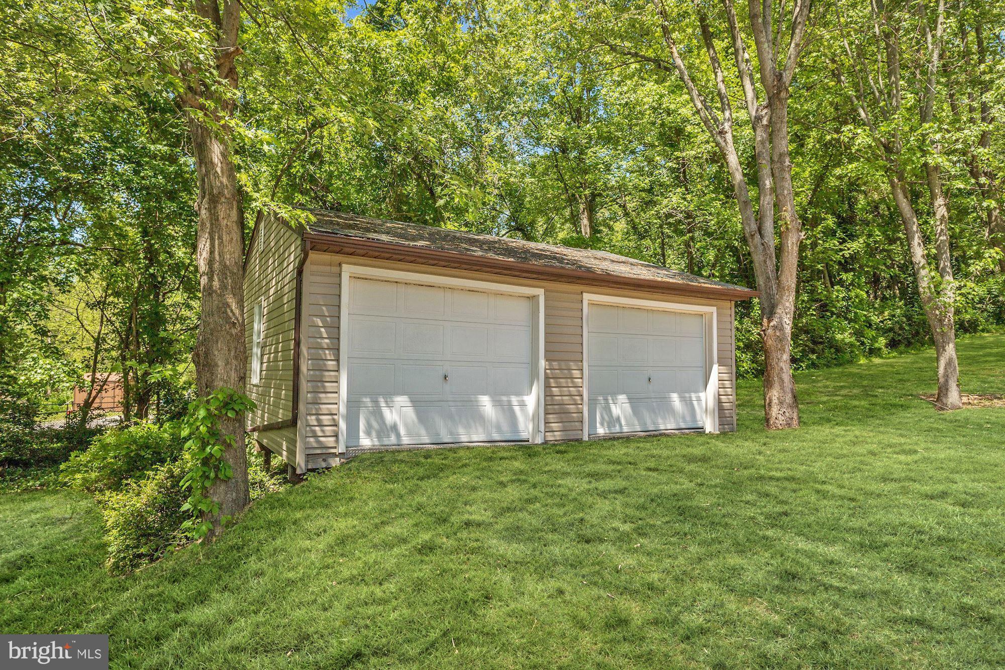 412 Leppo Road Westminster, MD 21158 - Photo 38 of 40 Detached Garage