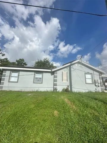 $375,000 | 2600 West Columbus Drive, Tampa, FL 33607