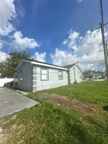 $375,000 | 2600 West Columbus Drive, Tampa, FL 33607