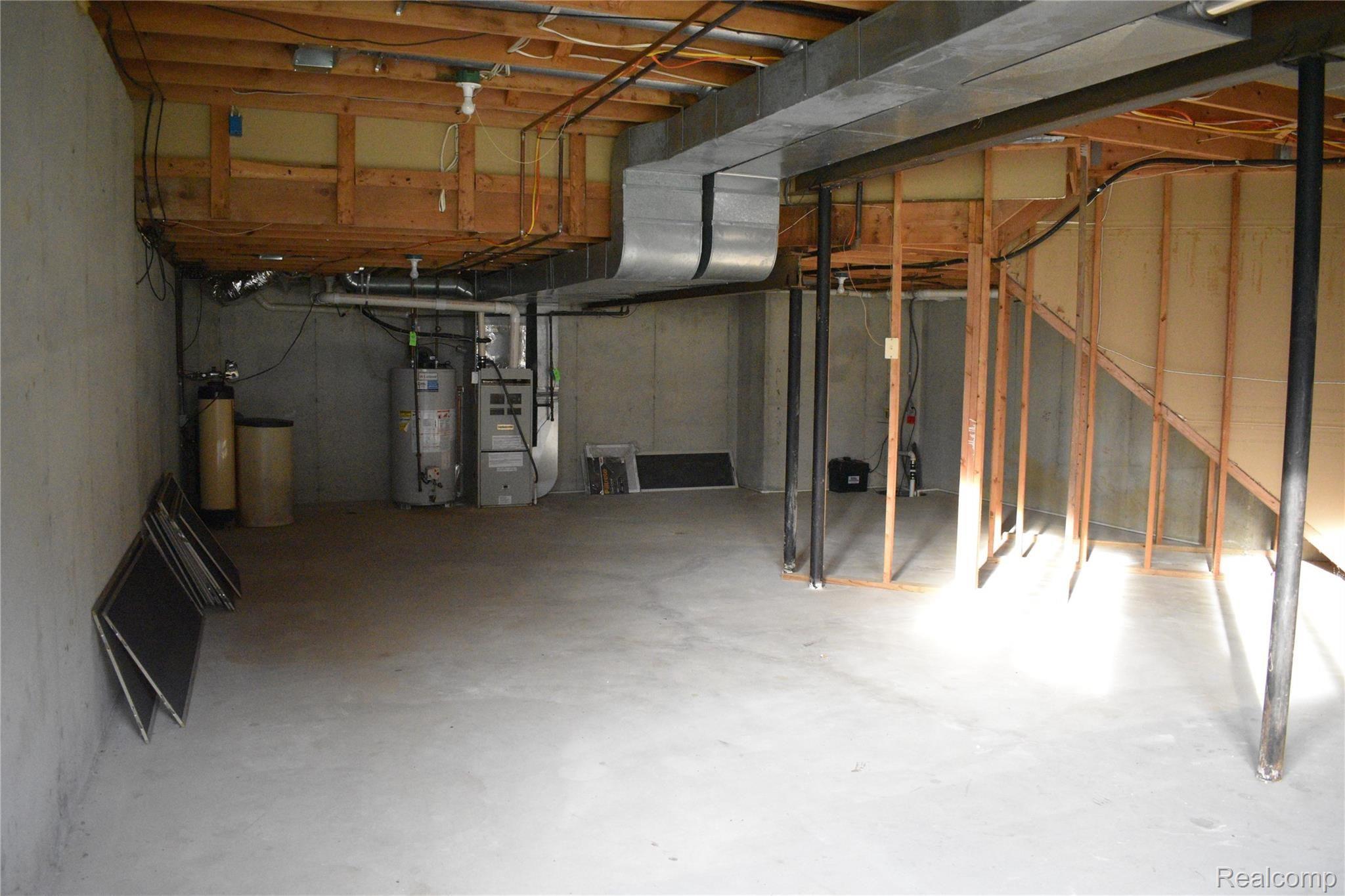 4388 Diehl Road Metamora, MI 48455 - Photo 36 of 49 33.JPG