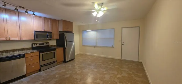 $1,450 | 224 6th Avenue North, Unit 11, St. Petersburg, FL 33701