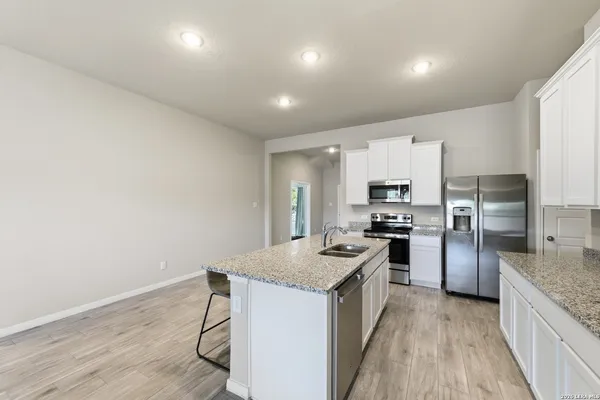 $315,000 | 829 Stonemanor Bay, Seguin, TX 78155