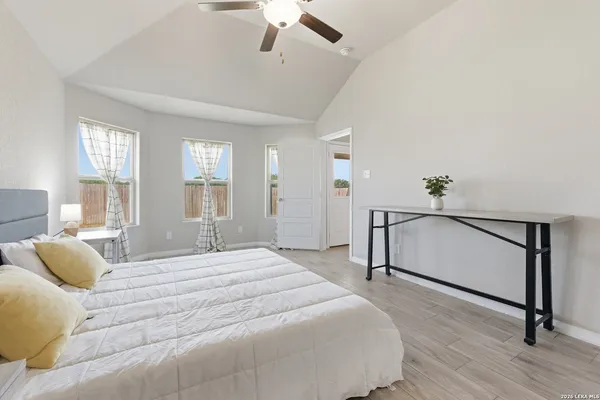 $315,000 | 829 Stonemanor Bay, Seguin, TX 78155