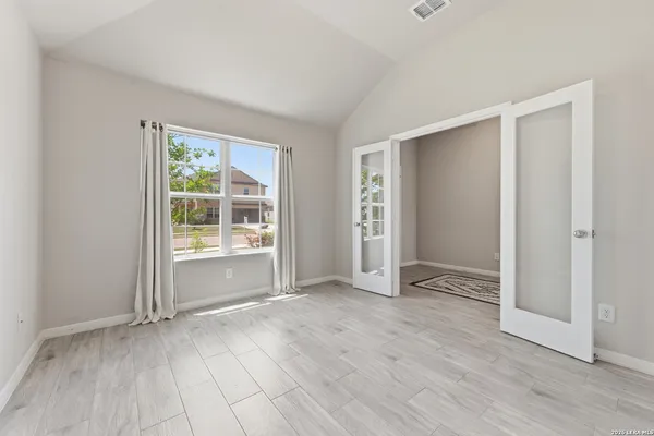 $315,000 | 829 Stonemanor Bay, Seguin, TX 78155