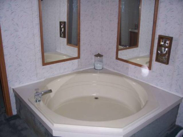 8176 West Windsor Road Farmland, IN 47340 - Photo 3 of 9 Gallery Image 3