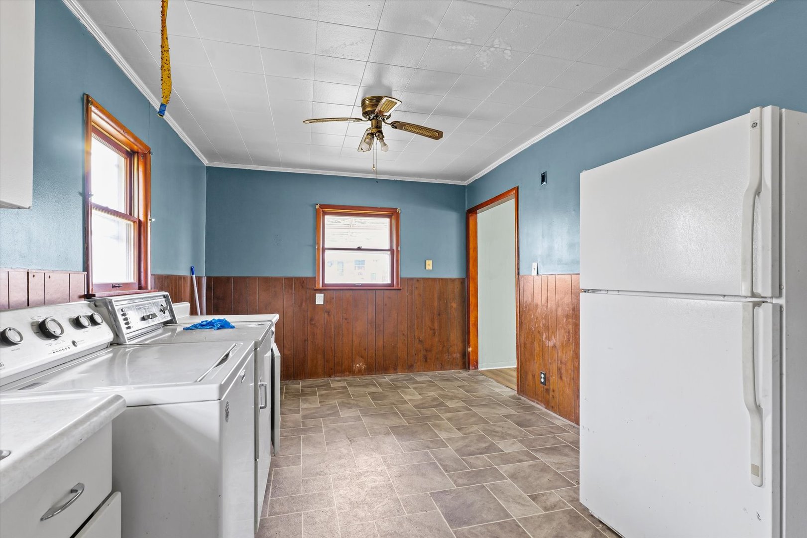 218 West Elm Street Hoopeston, IL 60942 - Photo 14 of 25 a room with storage and utility