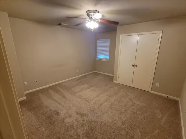 $2,000 | 11827 East Galwan Circle, Houston, TX 77070