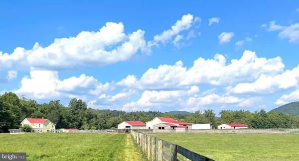 $1,650,000 | 15095 Little Dry River Road, Fulks Run, VA 22830