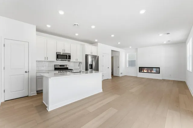 $409,985 | 10724 Henslowe Avenue South, Cottage Grove, MN 55016