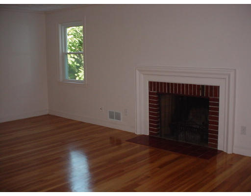 15 Bald Rock Road Wayland, MA 01778 - Photo 4 of 10 Gallery Image 4