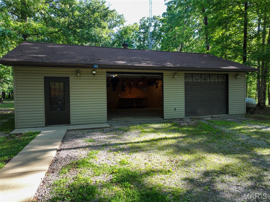 2040 Schlager Road Elkville, IL 62932 - Photo 36 of 97