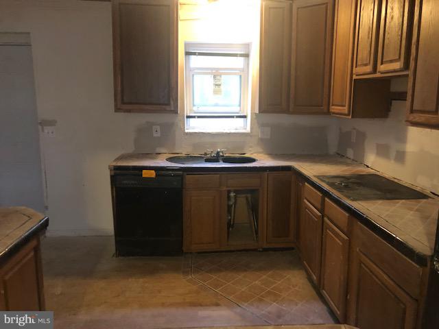 6300 Accokeek Road Brandywine, MD 20613 - Photo 5 of 16 Kitchen view2