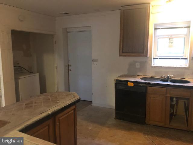 6300 Accokeek Road Brandywine, MD 20613 - Photo 6 of 16 Kitchen view3