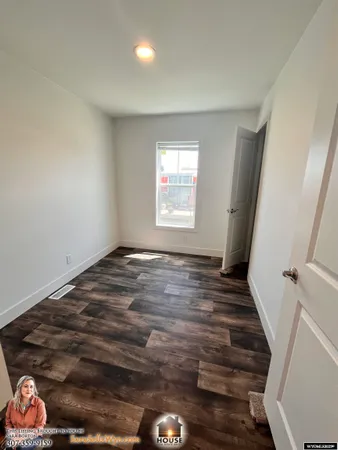 $92,000 | 401 South Russell Avenue, Douglas, WY 82633