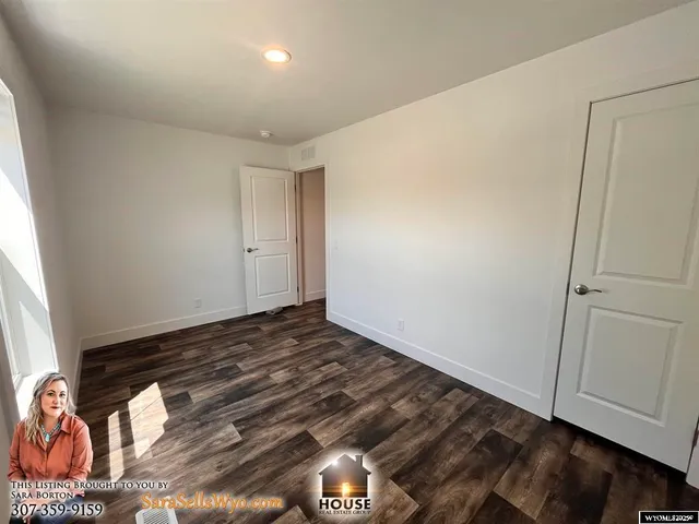 $92,000 | 401 South Russell Avenue, Douglas, WY 82633