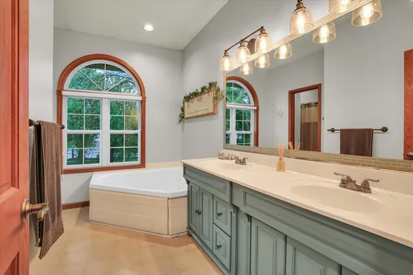 $474,990 | 701 Kimela Drive, Mahomet, IL 61853