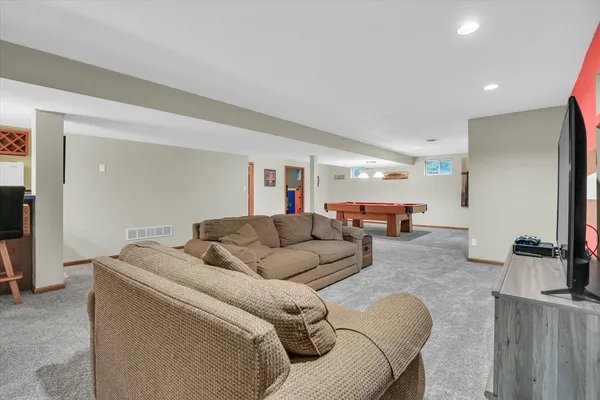 $474,990 | 701 Kimela Drive, Mahomet, IL 61853