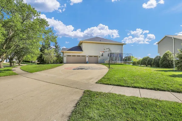 $474,990 | 701 Kimela Drive, Mahomet, IL 61853