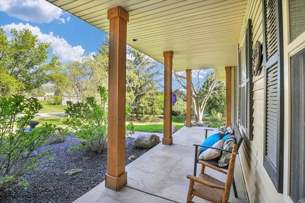 $474,990 | 701 Kimela Drive, Mahomet, IL 61853