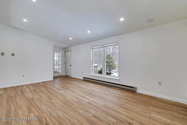 $2,100 | 115 Daisy Drive, Effort, PA 18330