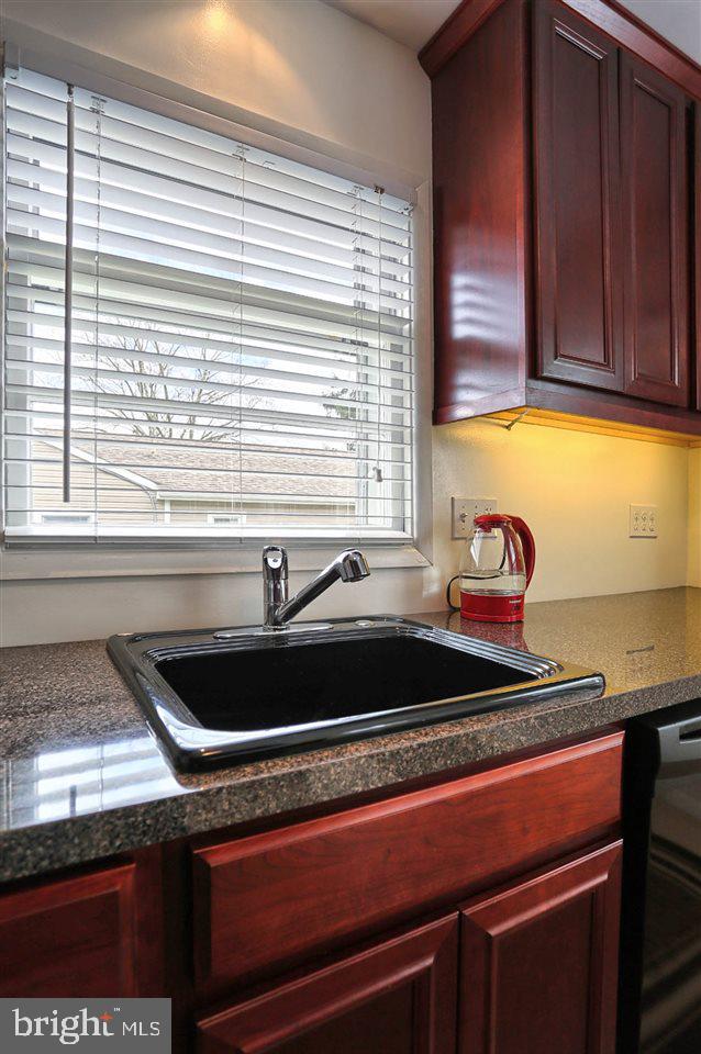 17 Charlton Road Harrisburg, PA 17112 - Photo 16 of 25 Gallery Image 16