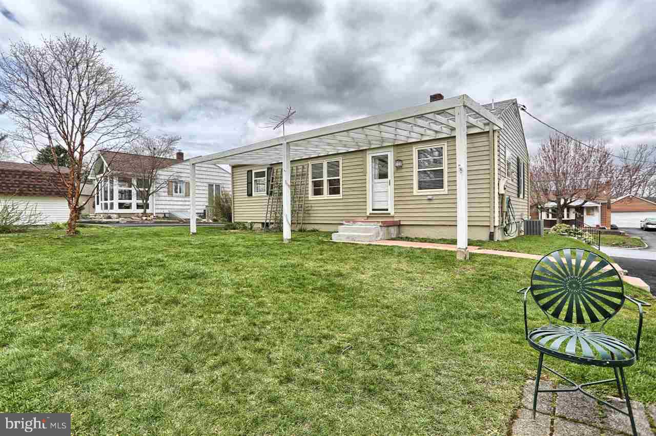 17 Charlton Road Harrisburg, PA 17112 - Photo 20 of 25 Gallery Image 20