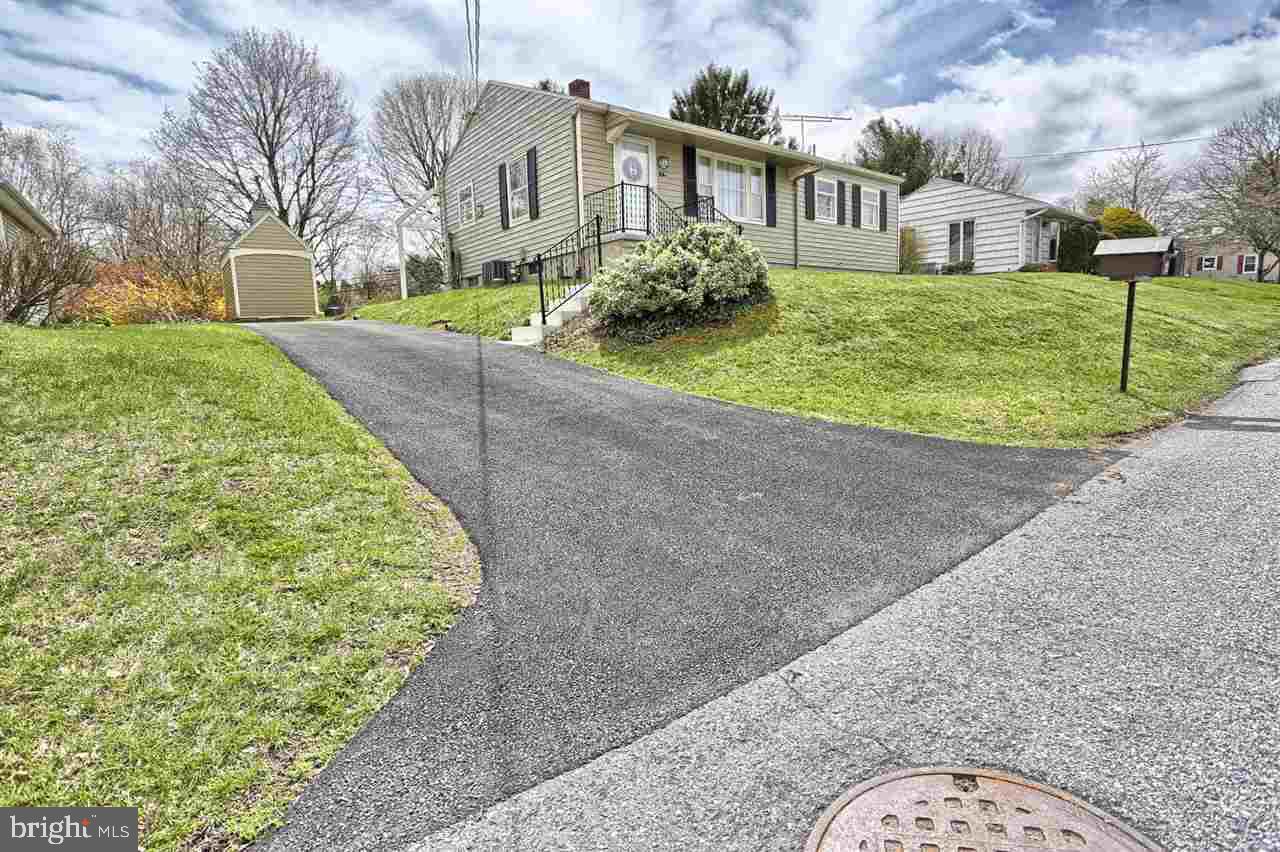 17 Charlton Road Harrisburg, PA 17112 - Photo 24 of 25 Gallery Image 24