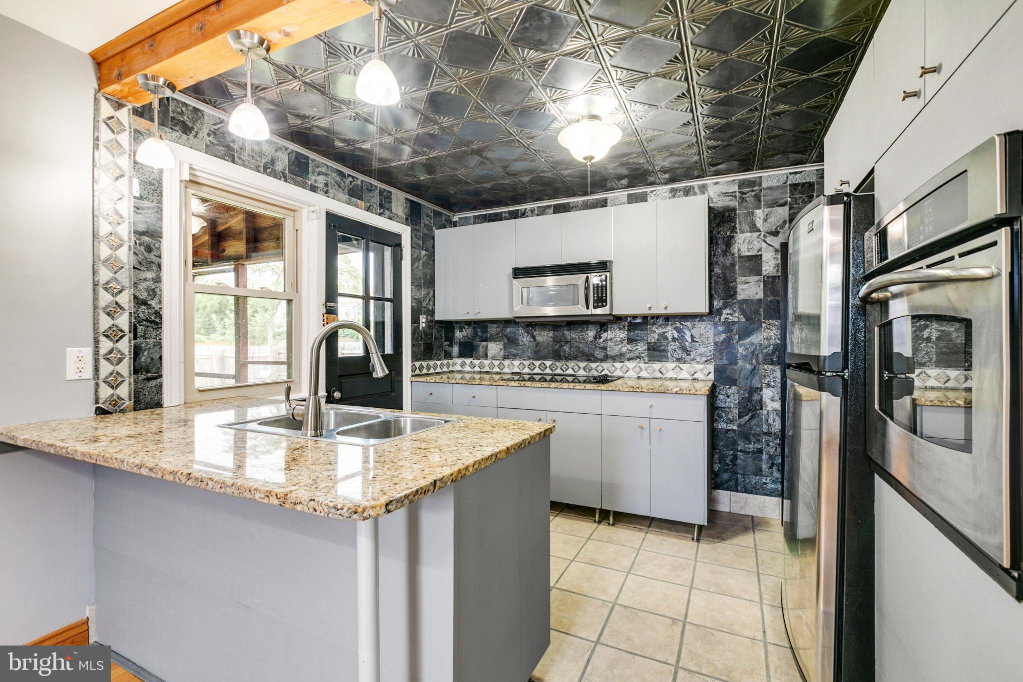 7806 Ridge Avenue Philadelphia, PA 19128 - Photo 19 of 46