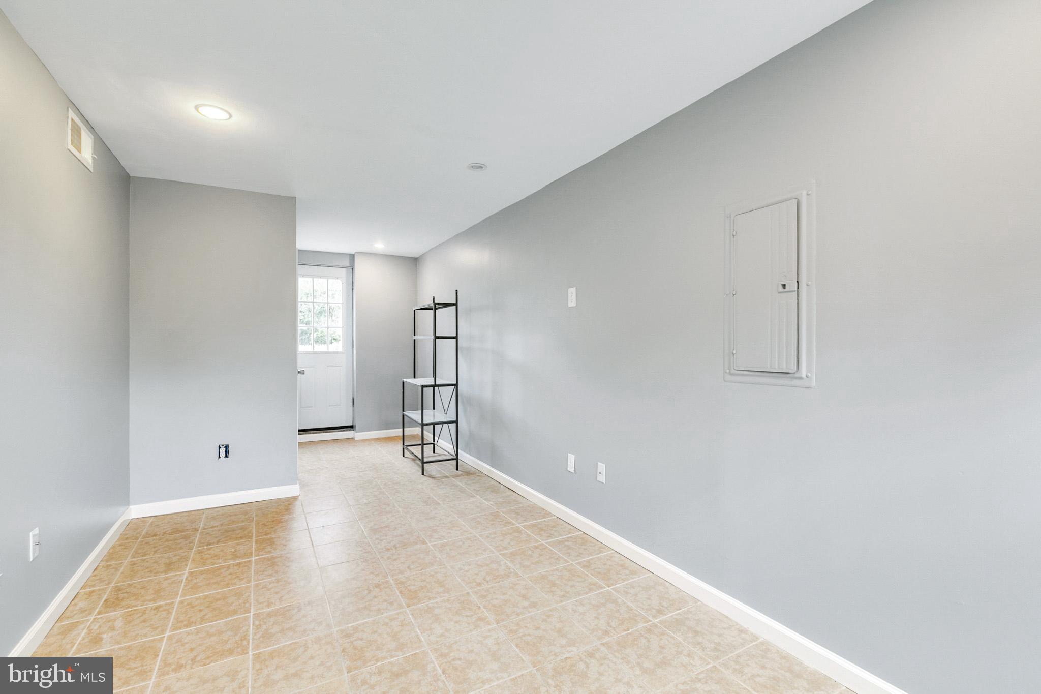 7806 Ridge Avenue Philadelphia, PA 19128 - Photo 6 of 46