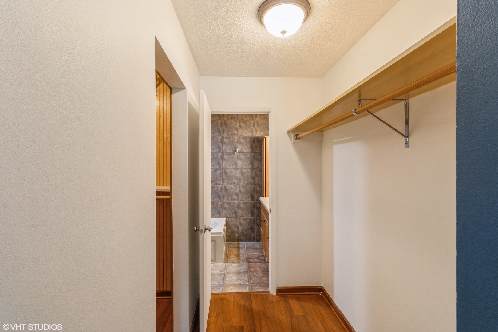 1926 Prairie Square, Unit 328 Schaumburg, IL 60173 - Photo 9 of 15 a view of entryway with wooden floor