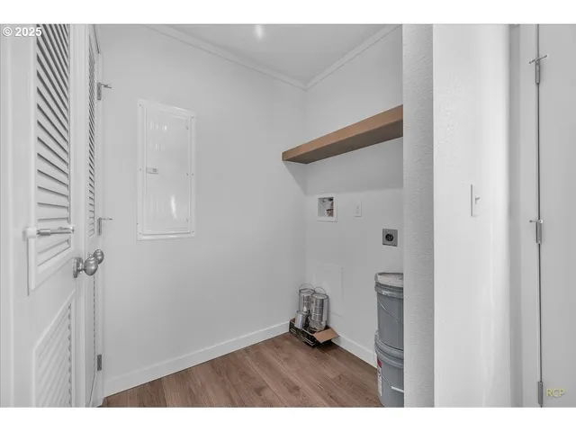 $374,800 | 144 South 6th Street, St. Helens, OR 97051