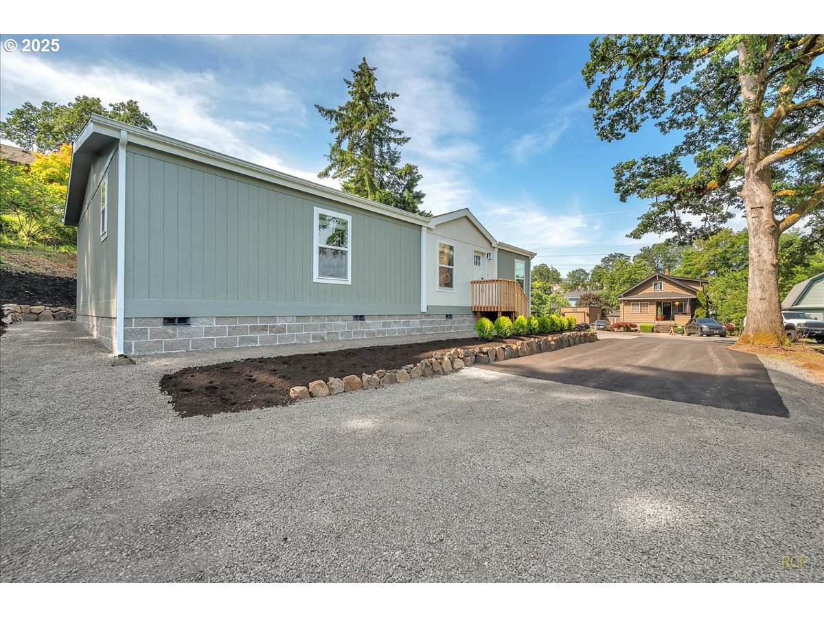 144 South 6th Street St. Helens, OR 97051 - Photo 3 of 29