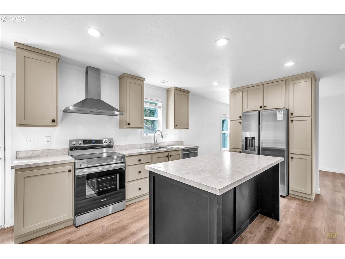 144 South 6th Street St. Helens, OR 97051 - Photo 6 of 29