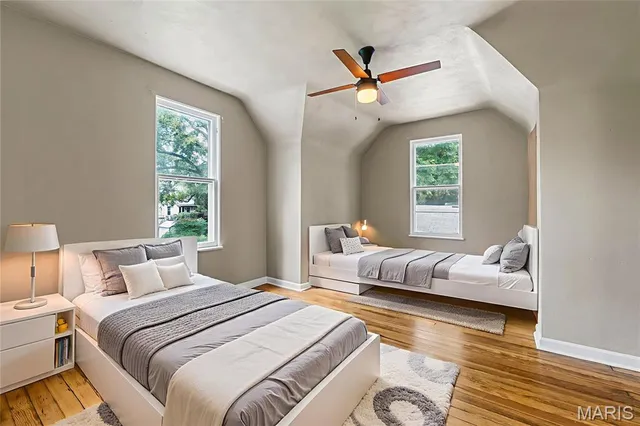 $2,000 | 3617 Commonwealth Avenue, St. Louis, MO 63143