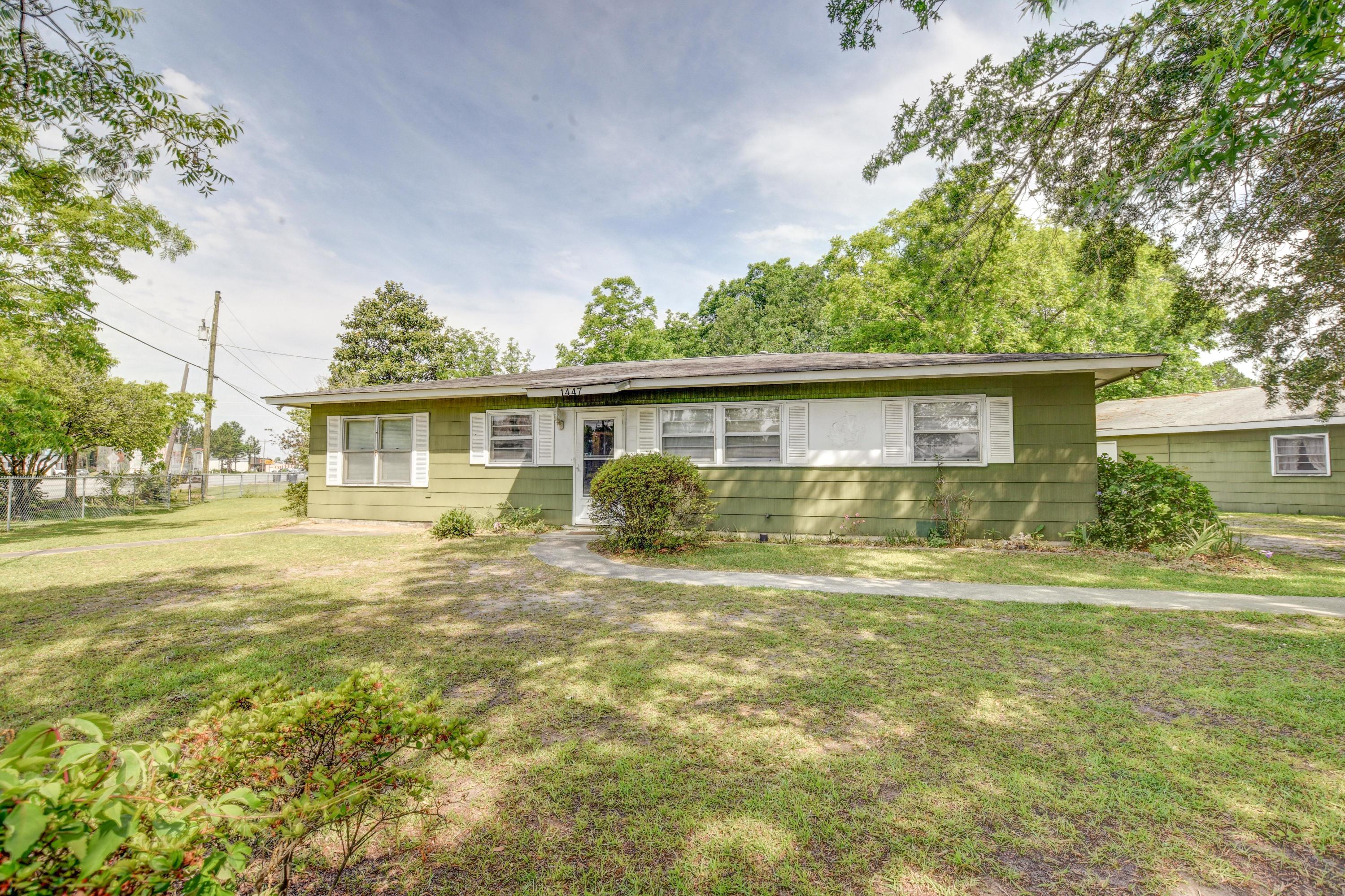 1447 Red Bank Road Goose Creek, SC 29445 - Photo 7 of 38 21