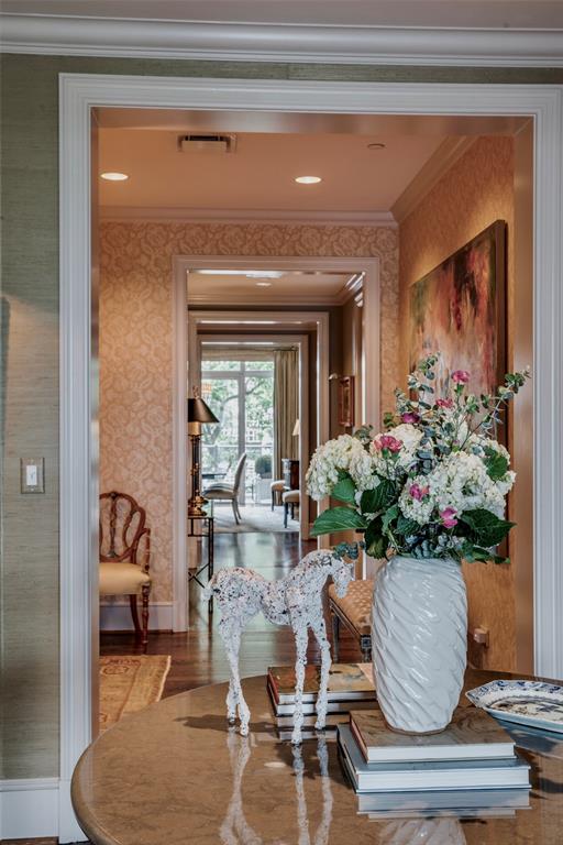 3505 Turtle Creek Boulevard, Unit 5A Dallas, TX 75219 - Photo 2 of 28 Foyer