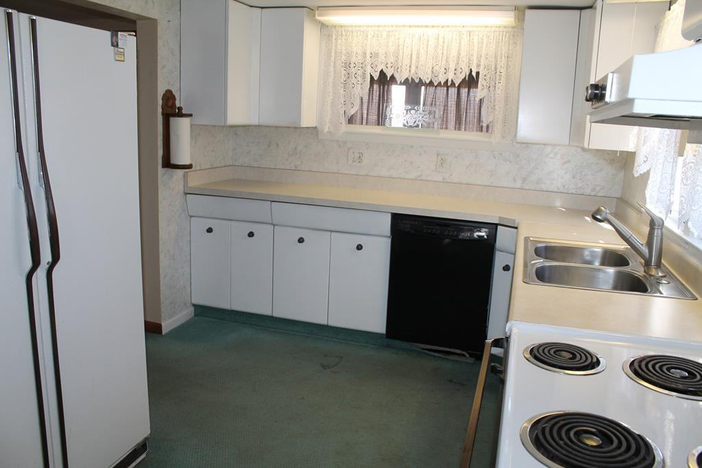 23 Moffitt Road Plattsburgh, NY 12901 - Photo 2 of 30 Gallery Image 2