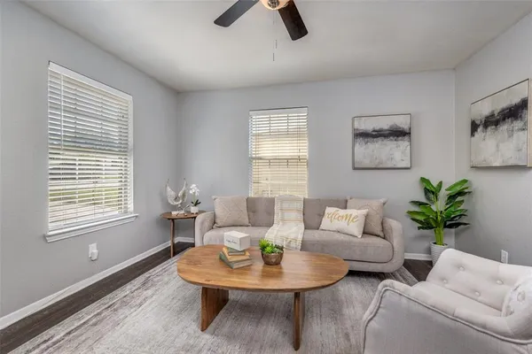 $249,900 | 629 Park Lane, Denton, TX 76205