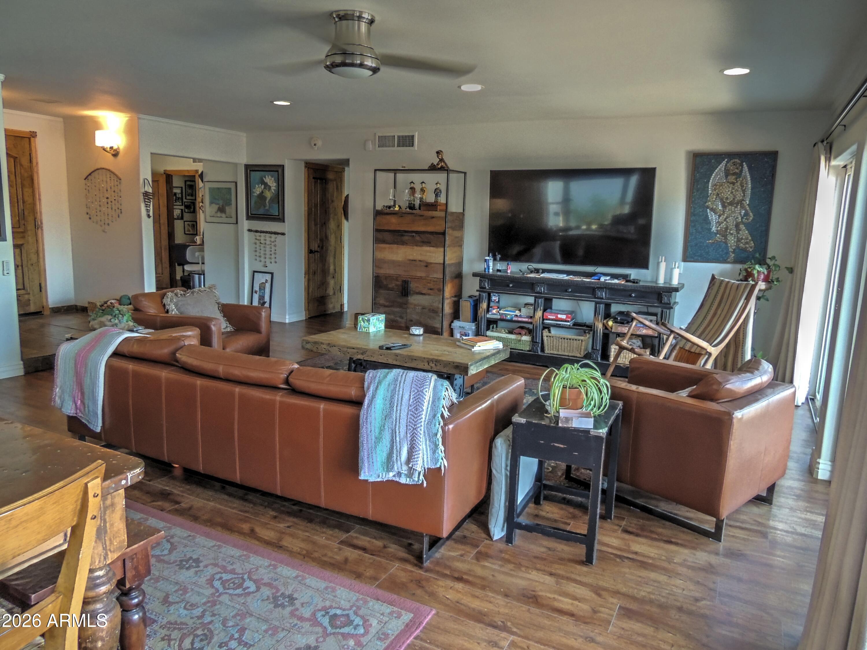 5604 South Rocky Point Road Tempe, AZ 85283 - Photo 12 of 31